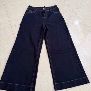 Elegant Black Wide-Leg Jeans